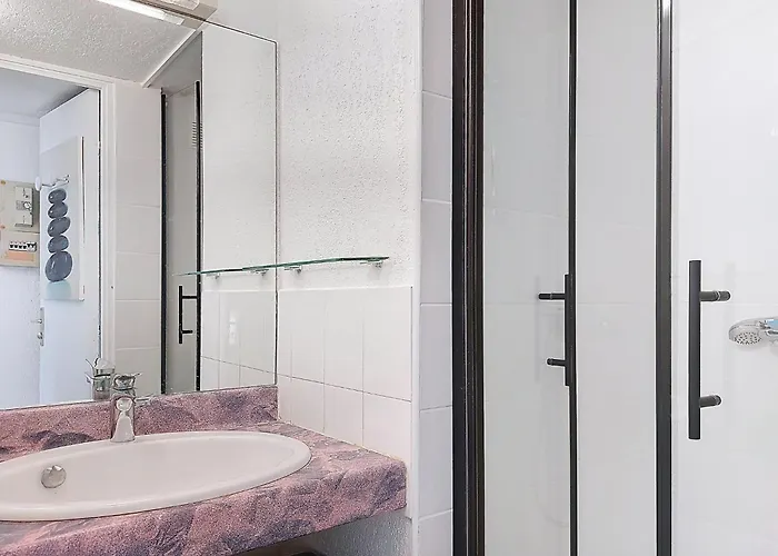 Amoureva-5 By Interhome